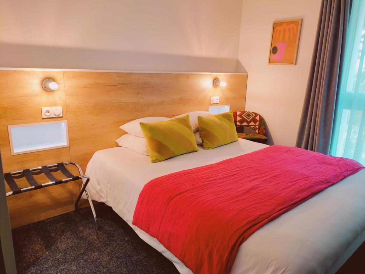 Hotel Le Collonges Tv Connecte Wifi Netflix Brive-la-Gaillarde Bagian luar foto